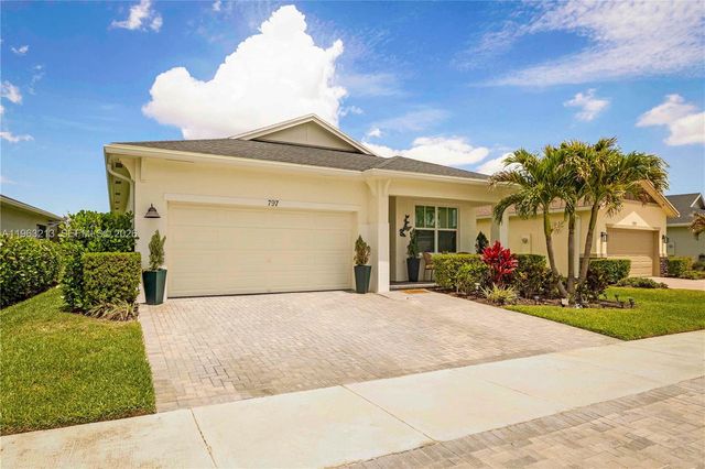 797 SE Bloomfield Road, Port St. Lucie, Port St Lucie, FL 34984