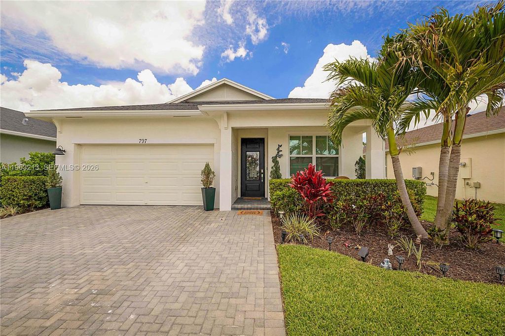 797 SE Bloomfield Road, Port St. Lucie, Port St Lucie, FL 34984