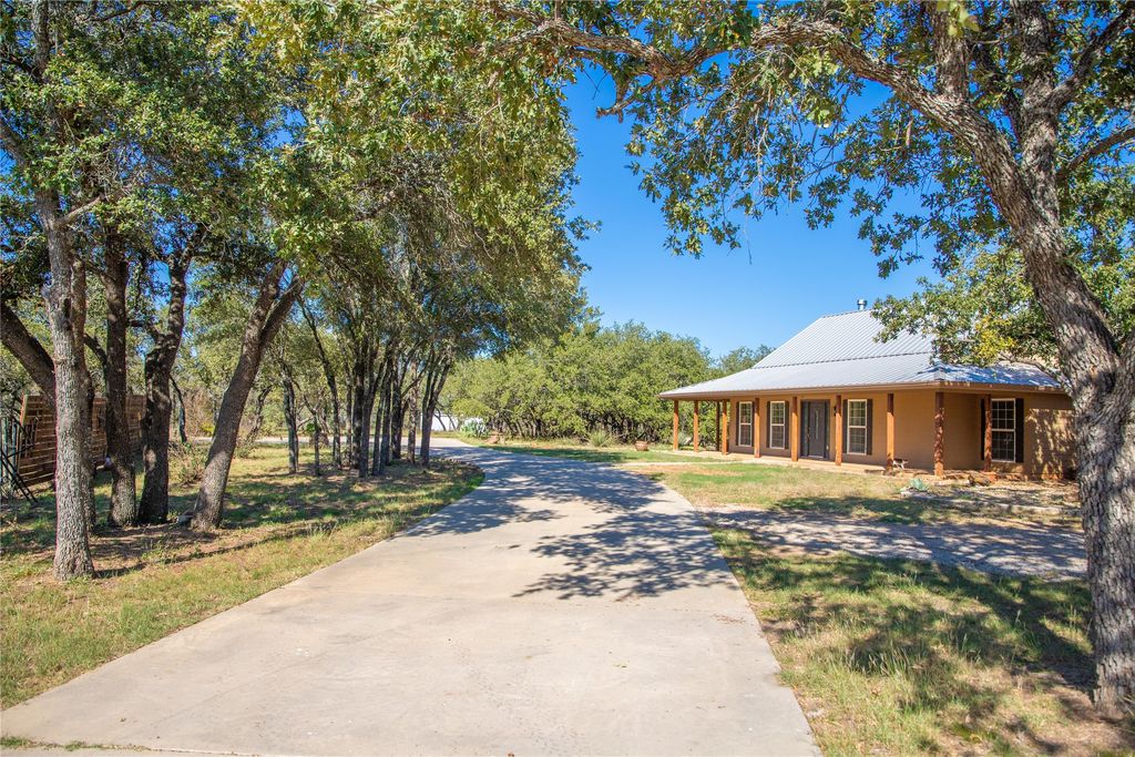 12887 Hwy 84-67 W, Bangs, TX 76823