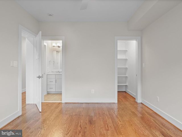 2129 N TROY ST, Arlington, VA 22201