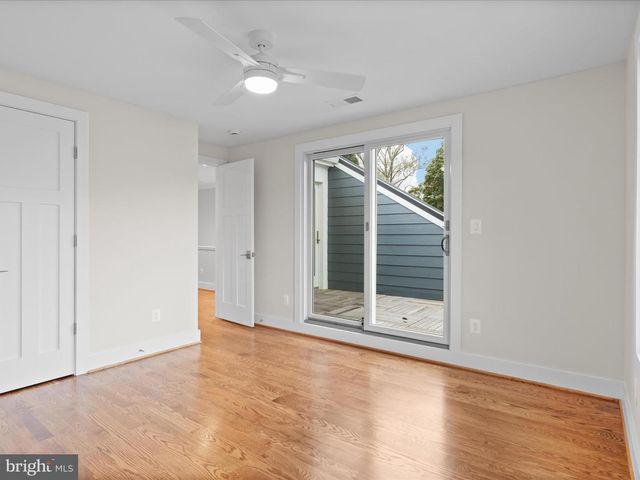 2129 N TROY ST, Arlington, VA 22201