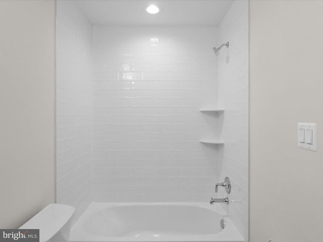 2129 N TROY ST, Arlington, VA 22201