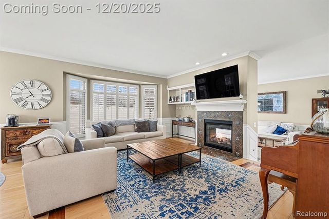 59807 Glacier Ridge, Washington, MI 48094