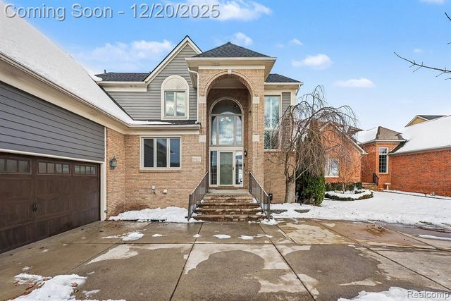 59807 Glacier Ridge, Washington, MI 48094