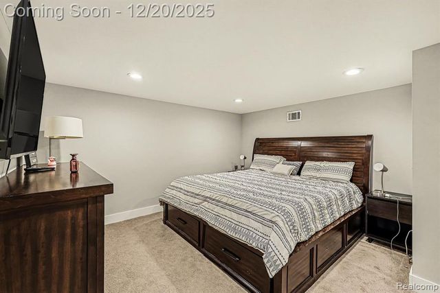 59807 Glacier Ridge, Washington, MI 48094