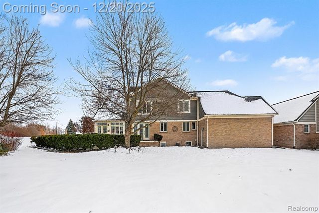 59807 Glacier Ridge, Washington, MI 48094