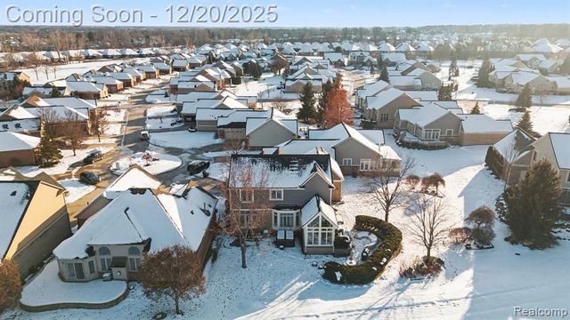 59807 Glacier Ridge, Washington, MI 48094