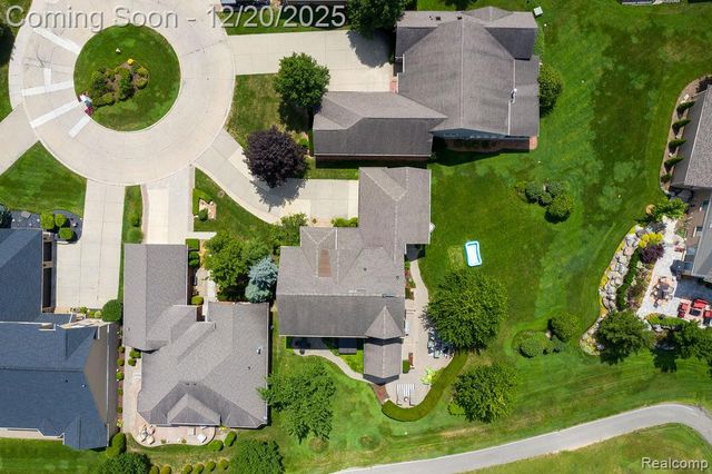 59807 Glacier Ridge, Washington, MI 48094