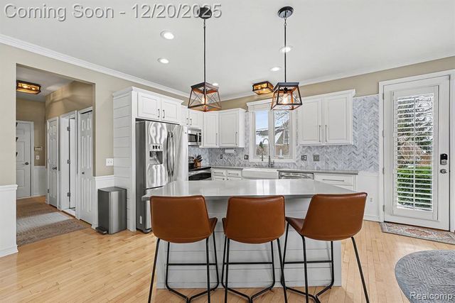 59807 Glacier Ridge, Washington, MI 48094