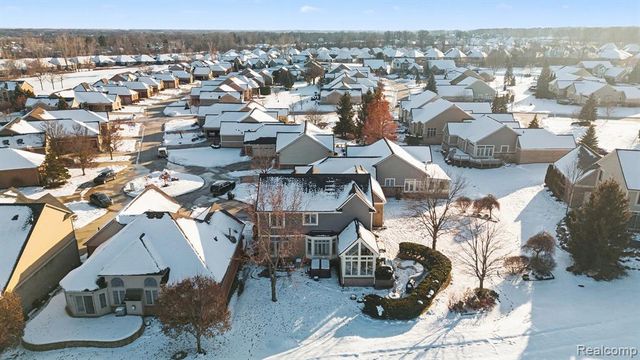 59807 Glacier Ridge, Washington, MI 48094