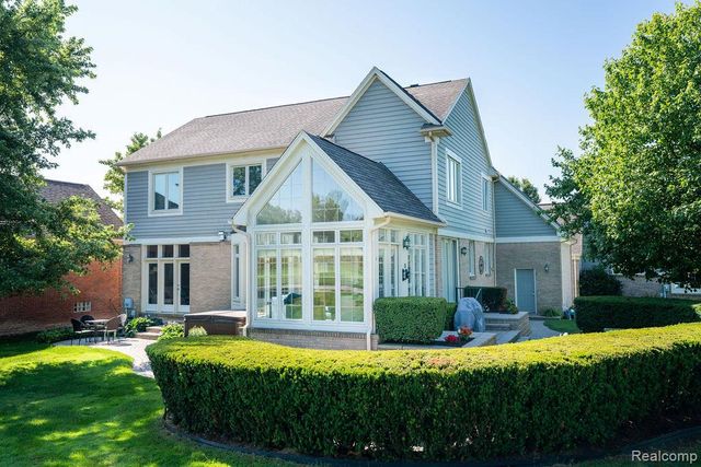 59807 Glacier Ridge, Washington, MI 48094