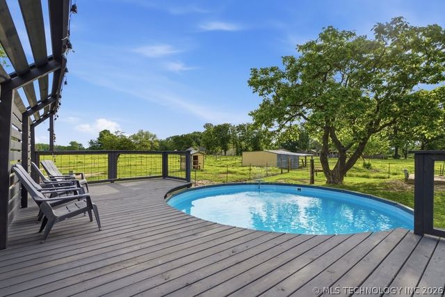 11165 E 530 Road, Claremore, OK 74019