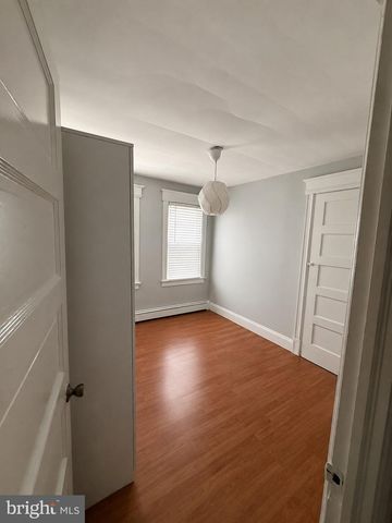 13 BISMARCK AVE, Trenton, NJ 08629