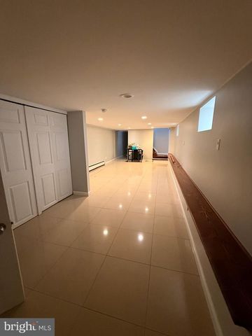 13 BISMARCK AVE, Trenton, NJ 08629