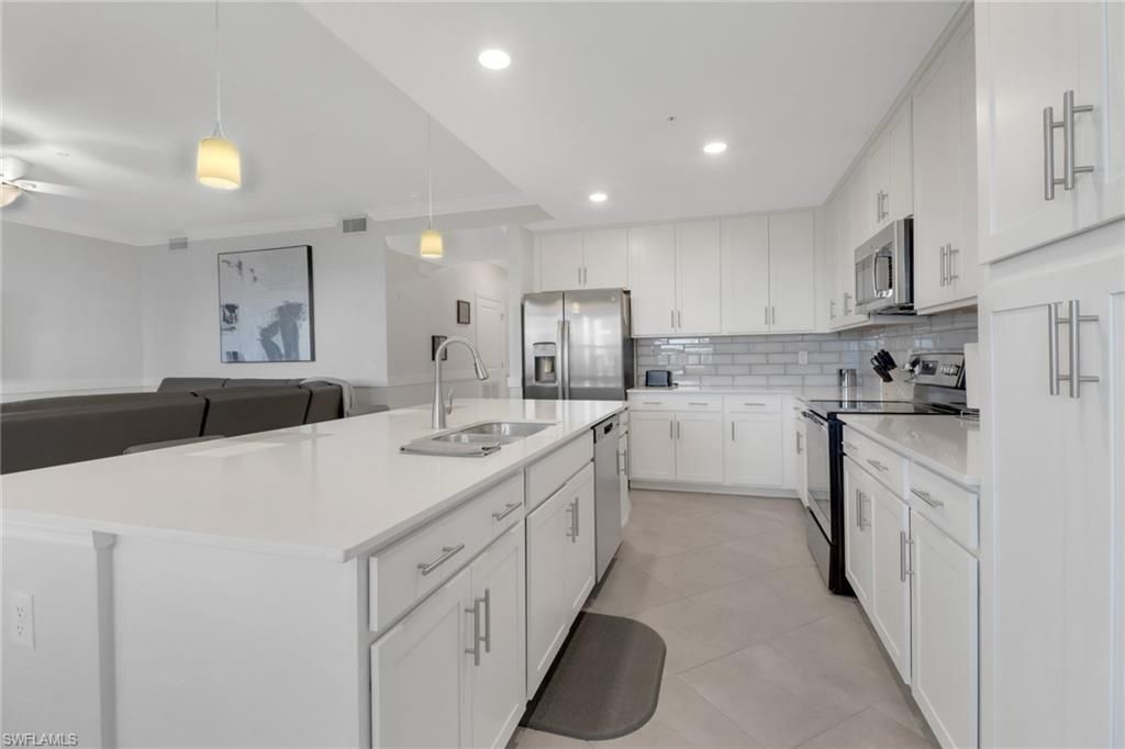5807 Double Eagle CIR 4617, AVE MARIA, FL 34142 — photo 5