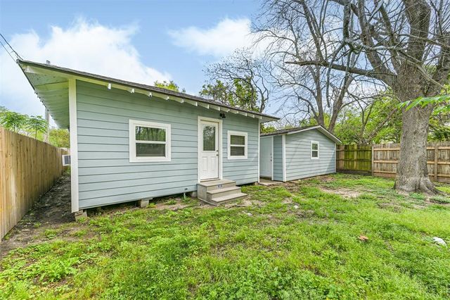 205 Prune Street, La Marque, TX 77568