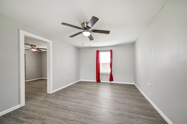 205 Prune Street, La Marque, TX 77568