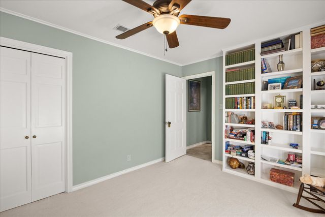 1517 Lakeview Court, Granbury, TX 76048