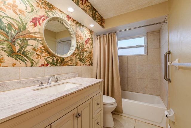 3227 ROCK ROYAL DRIVE, Holiday, FL 34691