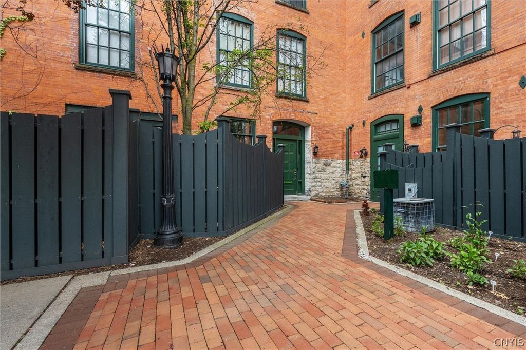 429 North Franklin Street 108, Syracuse, NY 13204