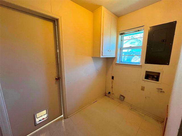 15 Post Oak Trail, Greenville, TX 75402