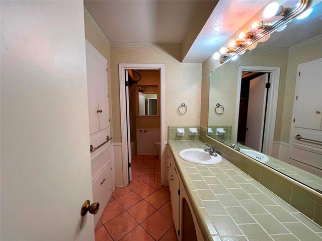 15 Post Oak Trail, Greenville, TX 75402