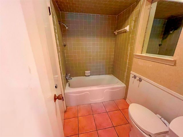 15 Post Oak Trail, Greenville, TX 75402