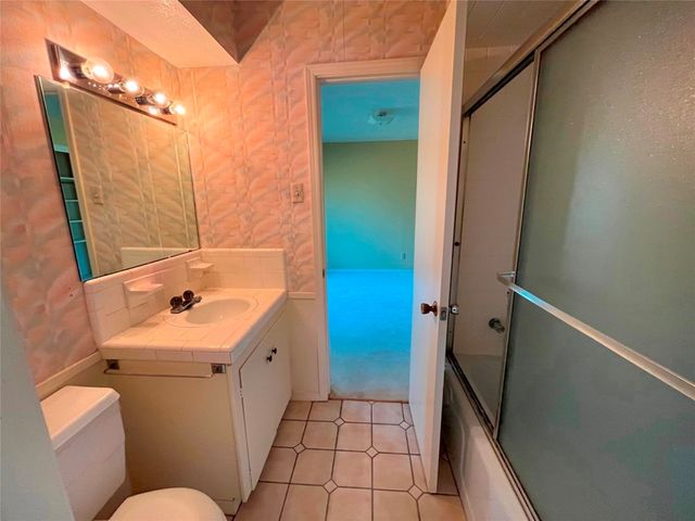 15 Post Oak Trail, Greenville, TX 75402