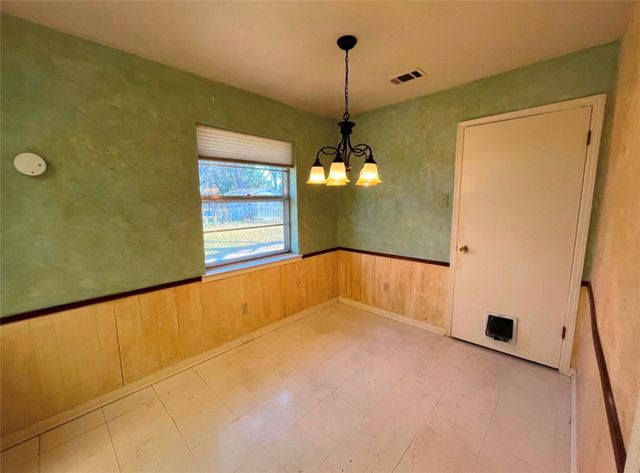 15 Post Oak Trail, Greenville, TX 75402