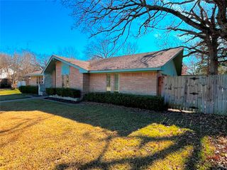 15 Post Oak Trail, Greenville, TX 75402