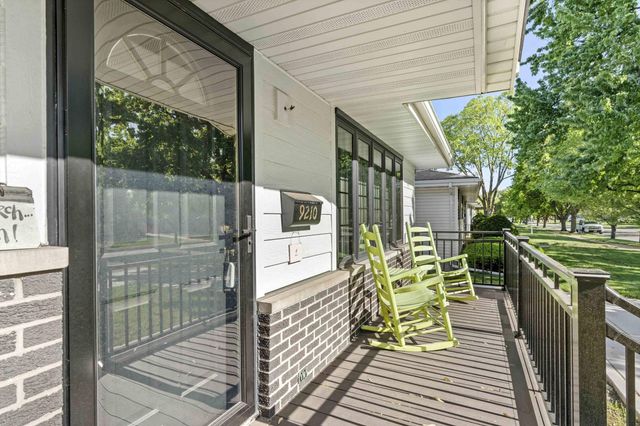 9210 Woodward Avenue, Highland, IN 46322