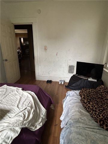 3427 Clearfield St., Sheraden, PA 15204