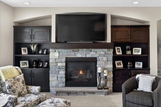 10302 Oregon Avenue N, Brooklyn Park, MN 55445