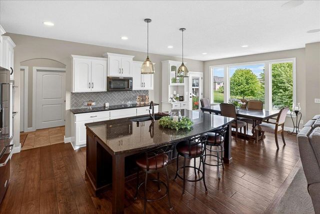 10302 Oregon Avenue N, Brooklyn Park, MN 55445
