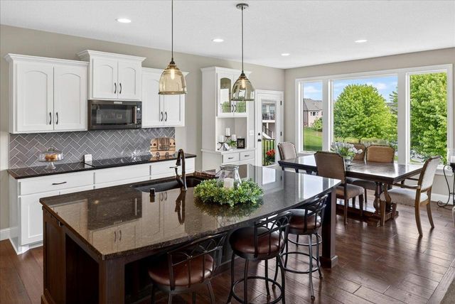 10302 Oregon Avenue N, Brooklyn Park, MN 55445