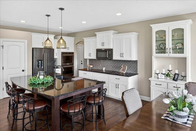 10302 Oregon Avenue N, Brooklyn Park, MN 55445