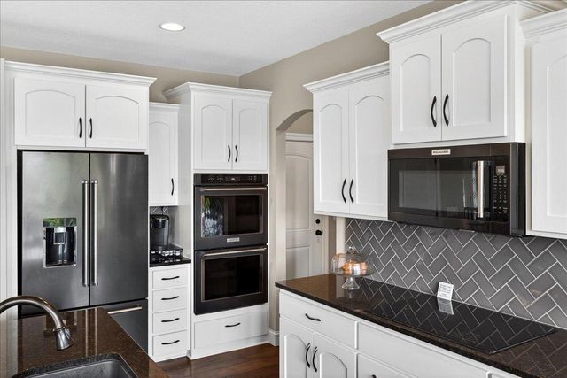 10302 Oregon Avenue N, Brooklyn Park, MN 55445