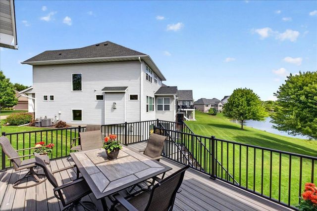 10302 Oregon Avenue N, Brooklyn Park, MN 55445