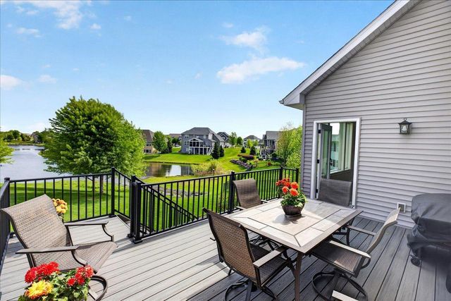 10302 Oregon Avenue N, Brooklyn Park, MN 55445