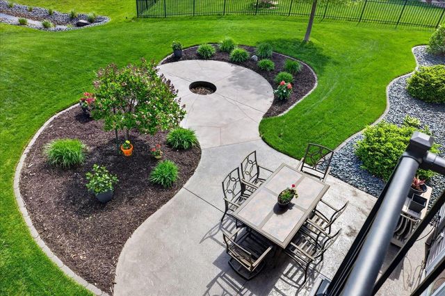 10302 Oregon Avenue N, Brooklyn Park, MN 55445