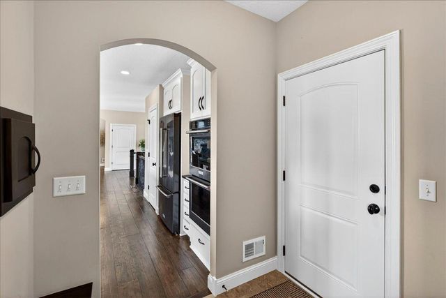 10302 Oregon Avenue N, Brooklyn Park, MN 55445
