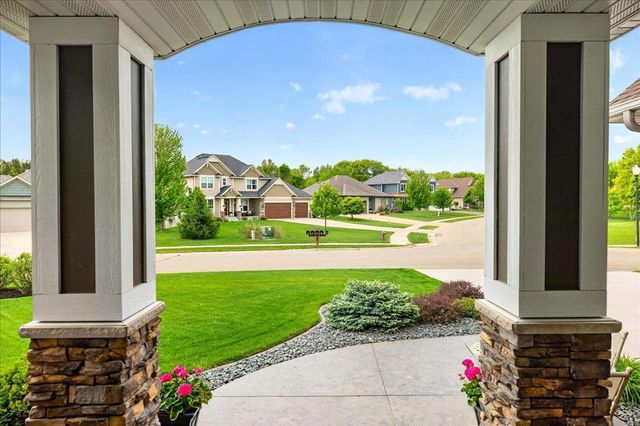10302 Oregon Avenue N, Brooklyn Park, MN 55445