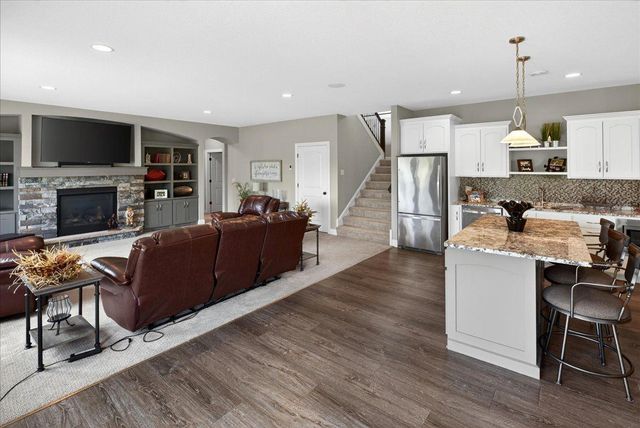 10302 Oregon Avenue N, Brooklyn Park, MN 55445