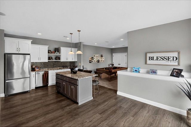 10302 Oregon Avenue N, Brooklyn Park, MN 55445