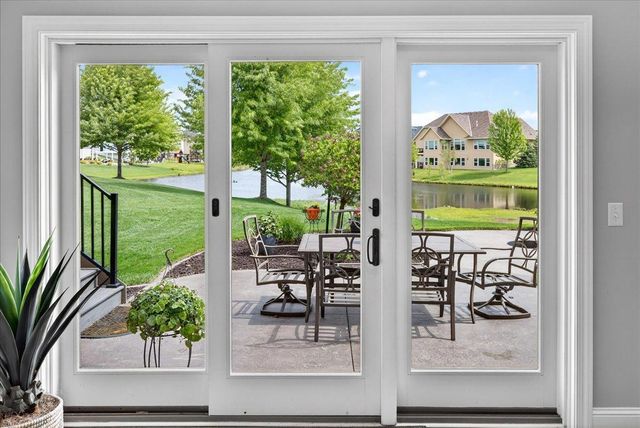10302 Oregon Avenue N, Brooklyn Park, MN 55445