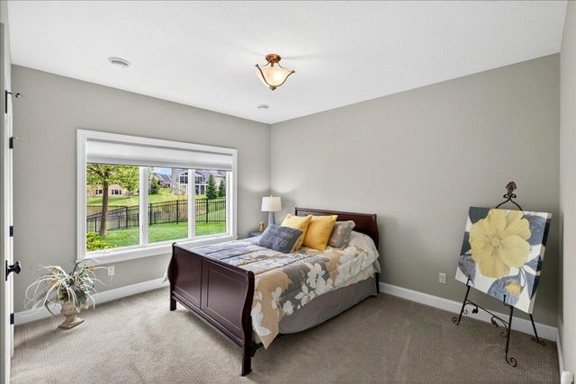 10302 Oregon Avenue N, Brooklyn Park, MN 55445