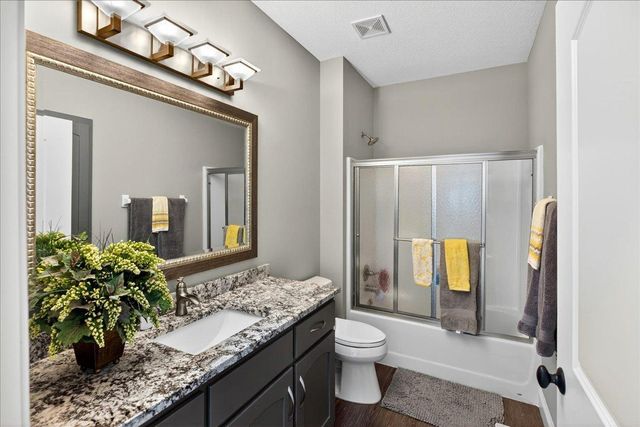10302 Oregon Avenue N, Brooklyn Park, MN 55445