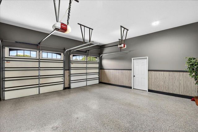10302 Oregon Avenue N, Brooklyn Park, MN 55445
