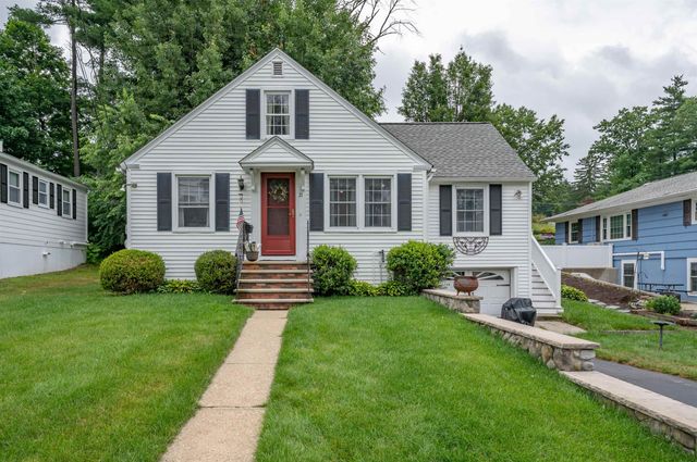 21 Charlotte Avenue, Nashua, NH 03064