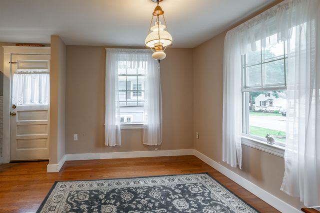 21 Charlotte Avenue, Nashua, NH 03064
